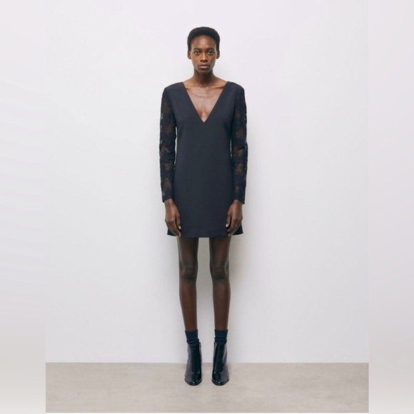 NWT The KOOPLES Vestiaire Black Lace Sleeve Mini Dress Sz 3 US Large - Picture 2 of 10